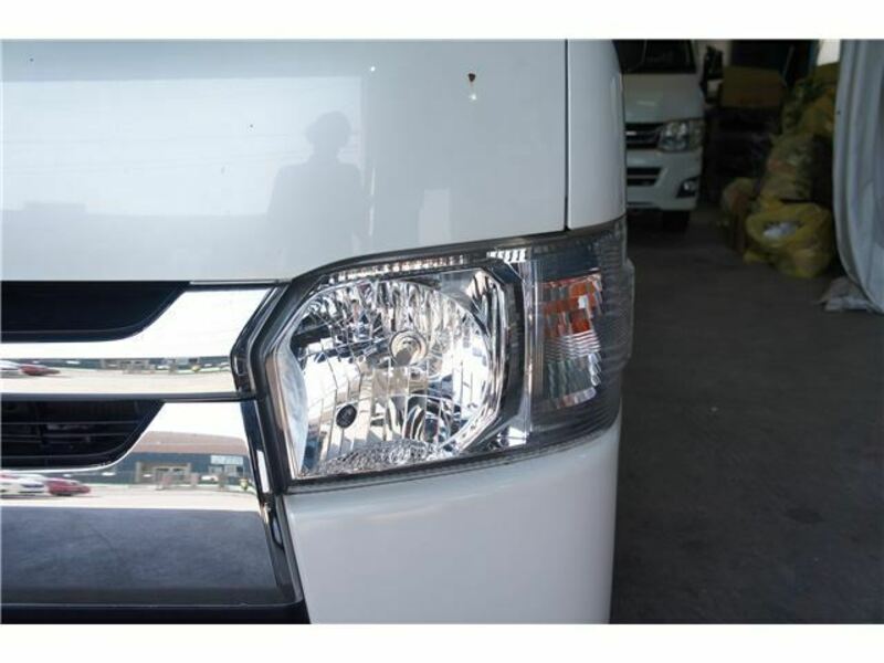 HIACE VAN-19