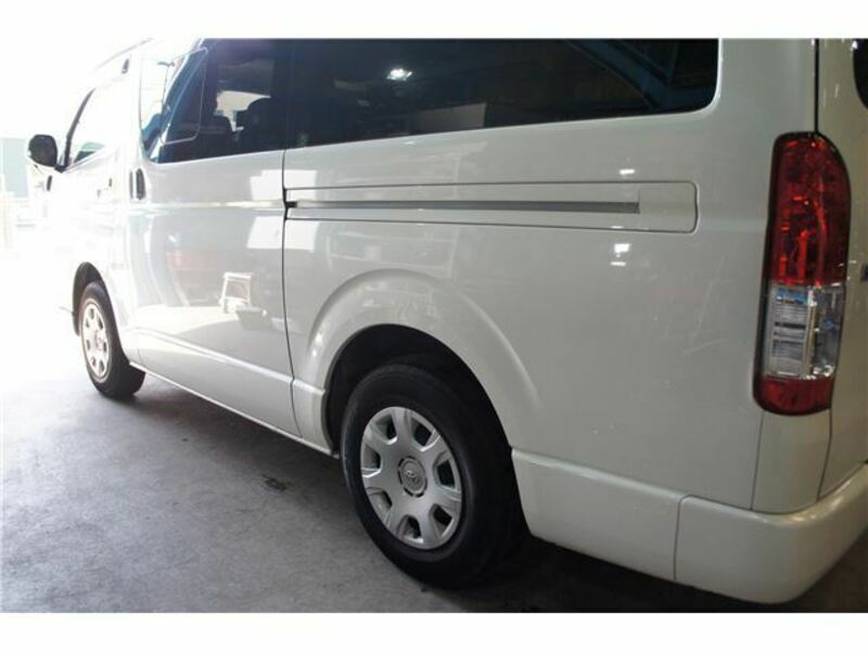 HIACE VAN-40