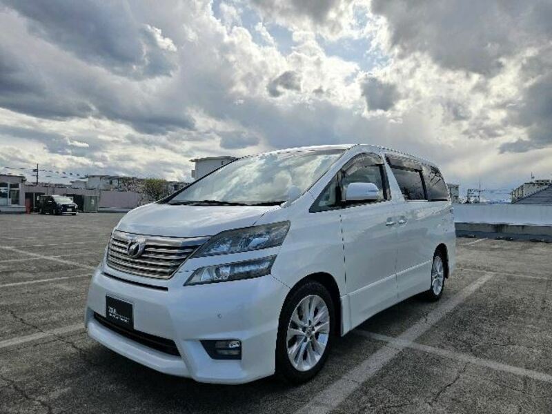 TOYOTA VELLFIRE