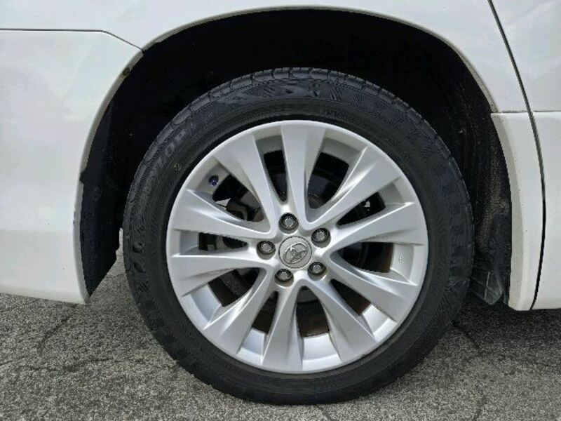 VELLFIRE-12