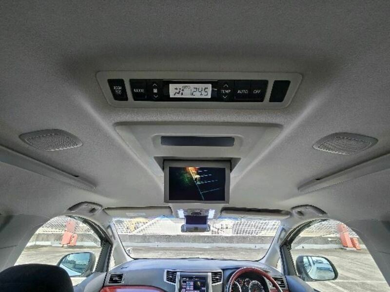 VELLFIRE-35