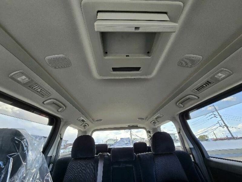 VELLFIRE-36