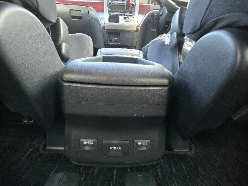 VELLFIRE-37