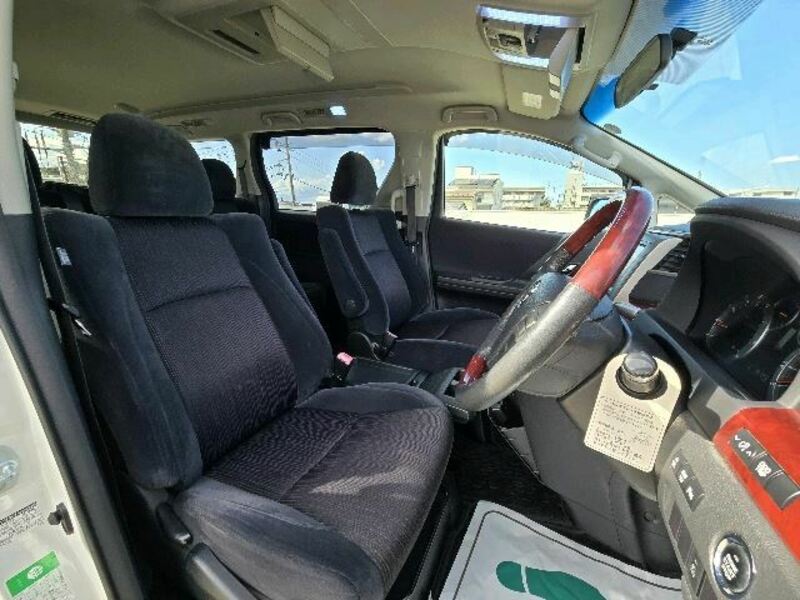 VELLFIRE-38