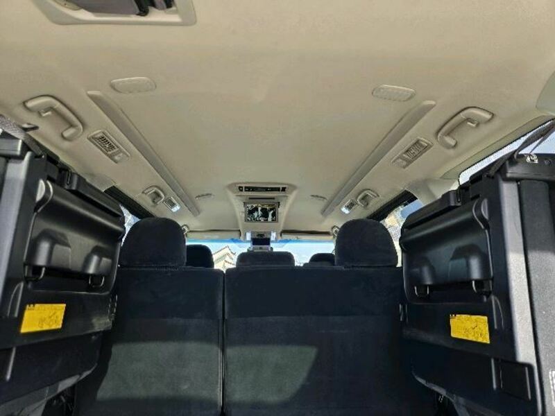 VELLFIRE-44