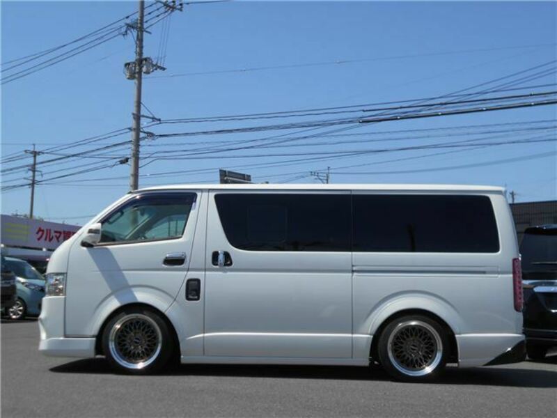 HIACE VAN-10
