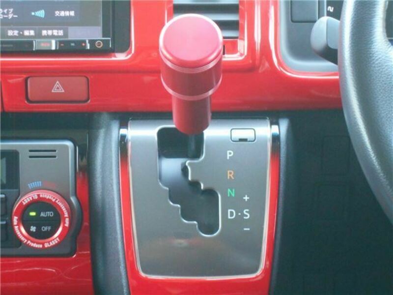 HIACE VAN-19
