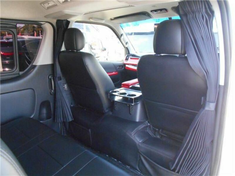 HIACE VAN-33