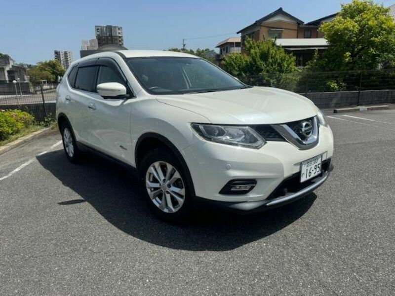 X-TRAIL