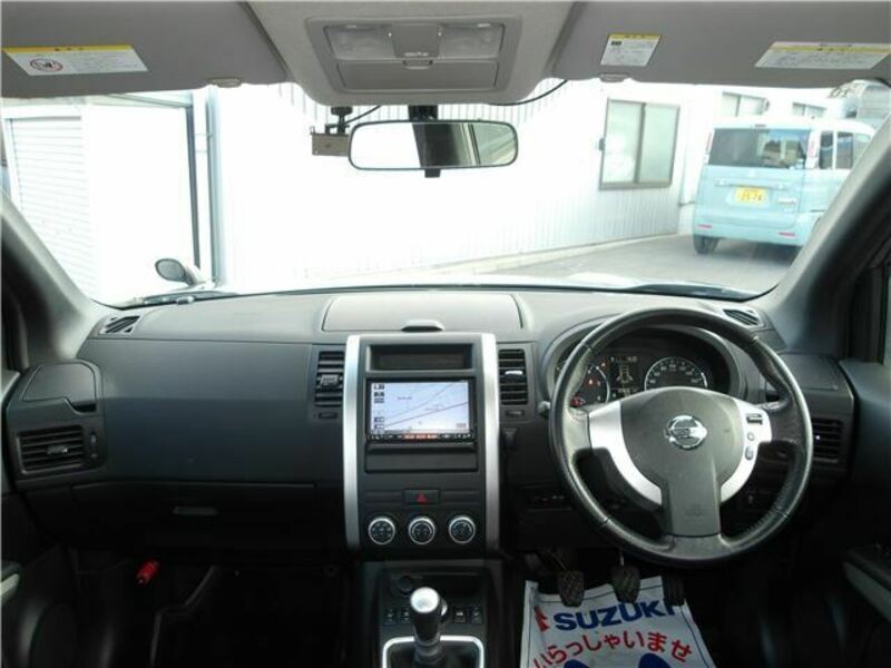 X-TRAIL-2