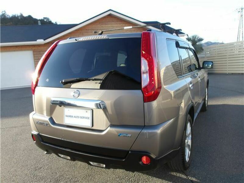 X-TRAIL-7