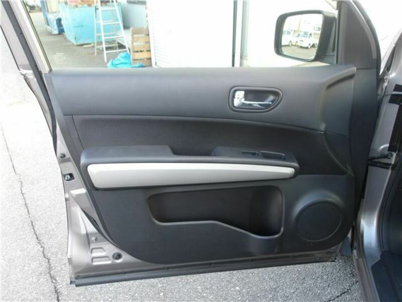 X-TRAIL-20