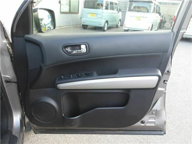 X-TRAIL-22
