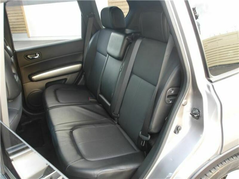 X-TRAIL-25