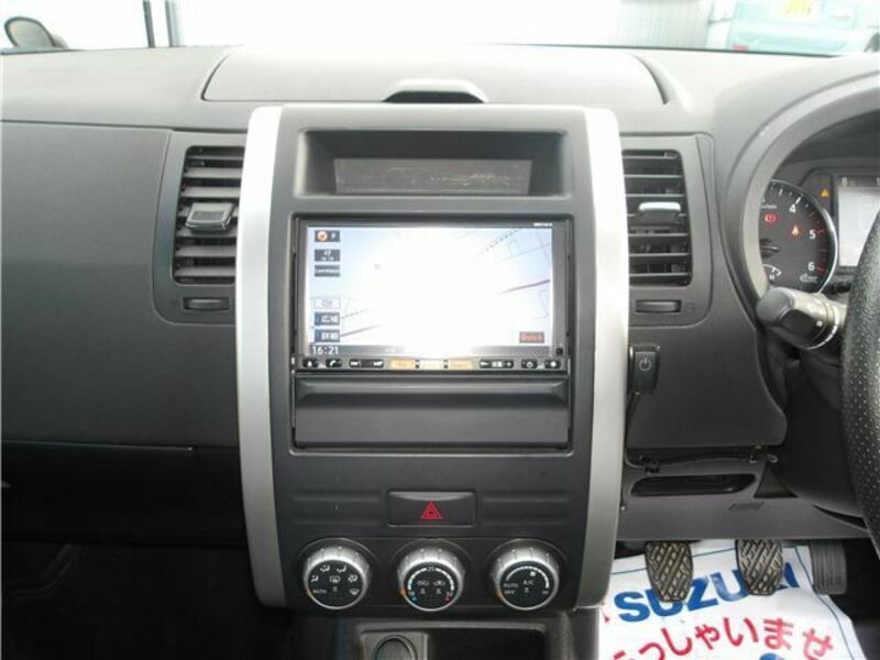 X-TRAIL-30