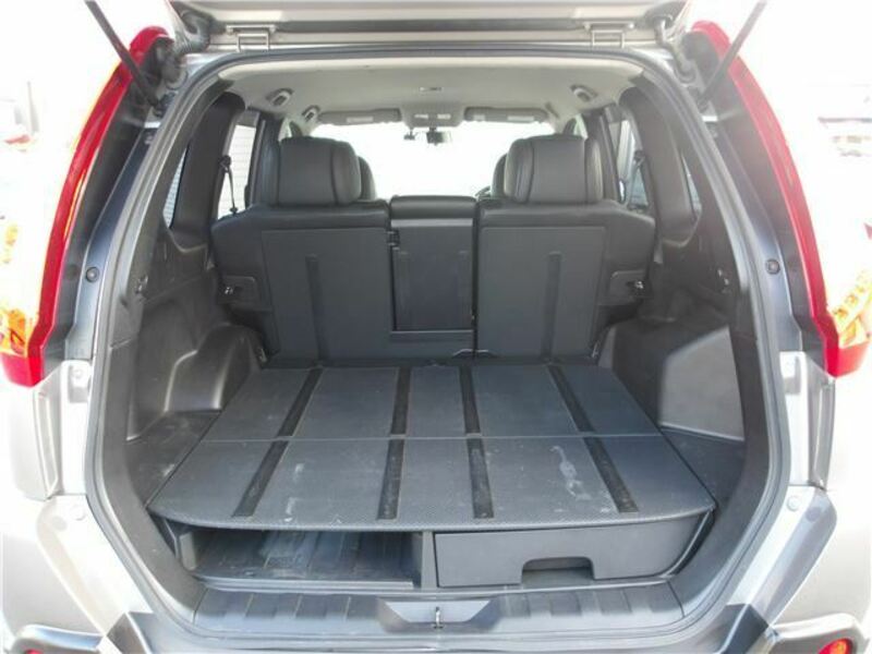 X-TRAIL-42