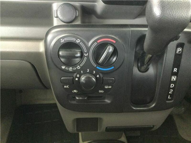 MINICAB VAN