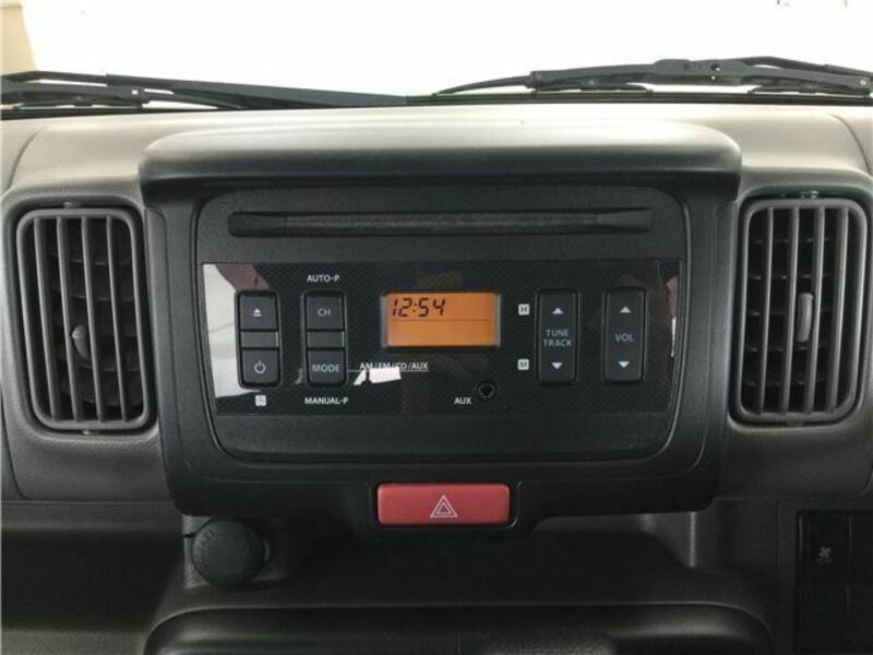 MINICAB VAN