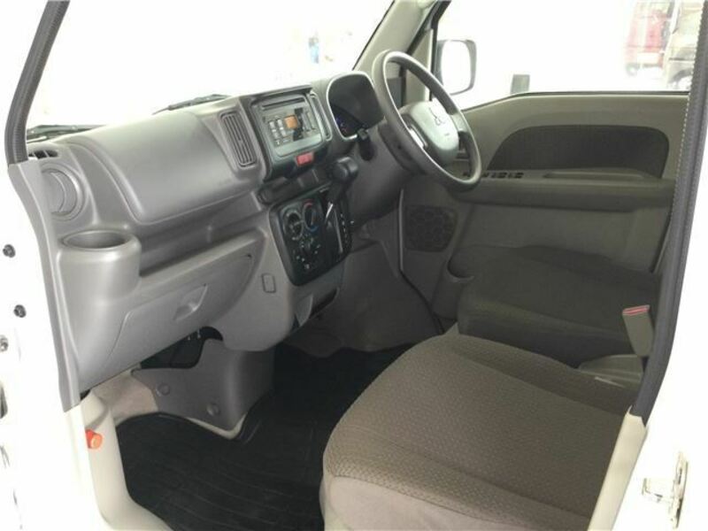 MINICAB VAN