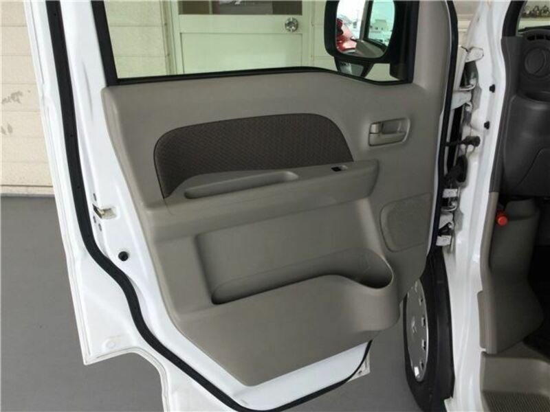 MINICAB VAN