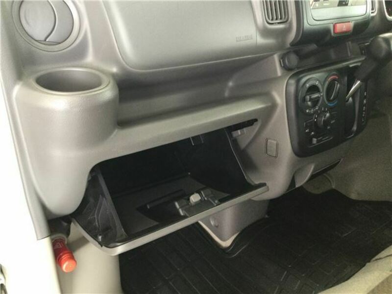 MINICAB VAN