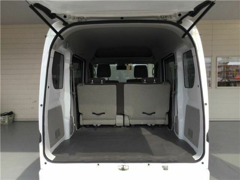 MINICAB VAN