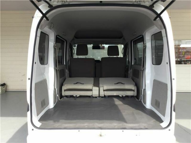 MINICAB VAN