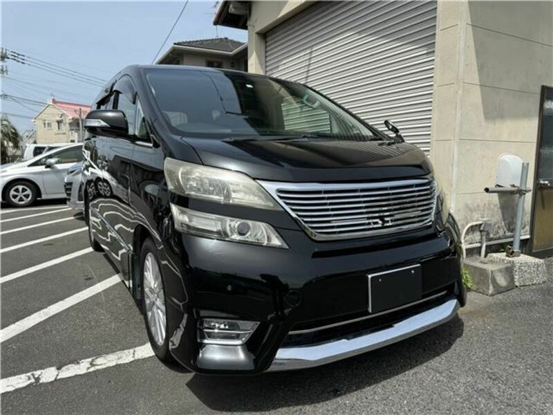 TOYOTA VELLFIRE