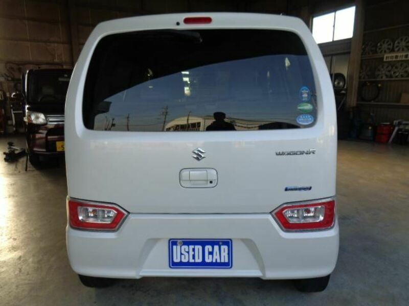 WAGON R
