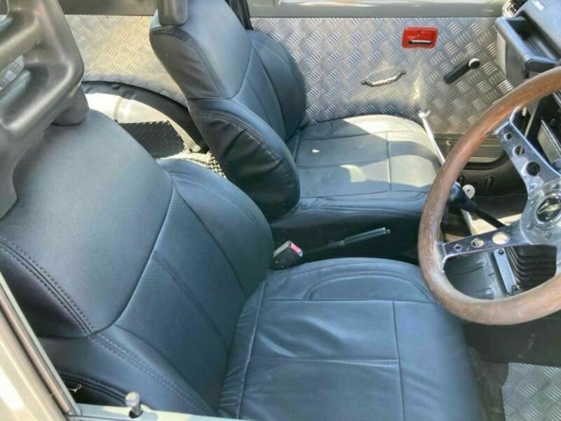 JIMNY-17