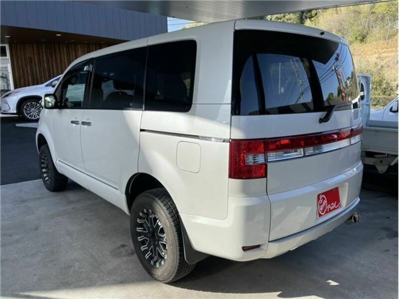 DELICA D5