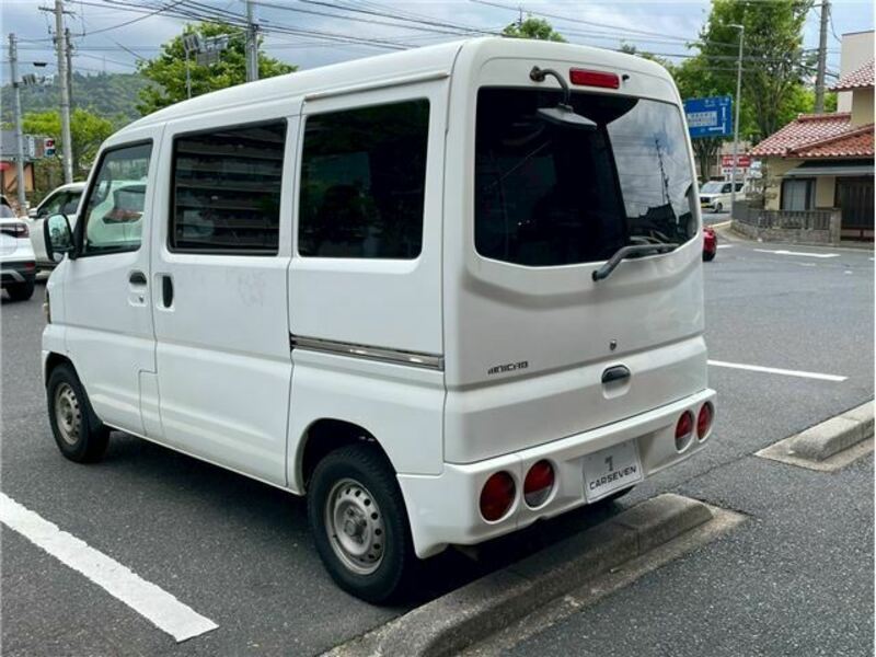 MINICAB VAN