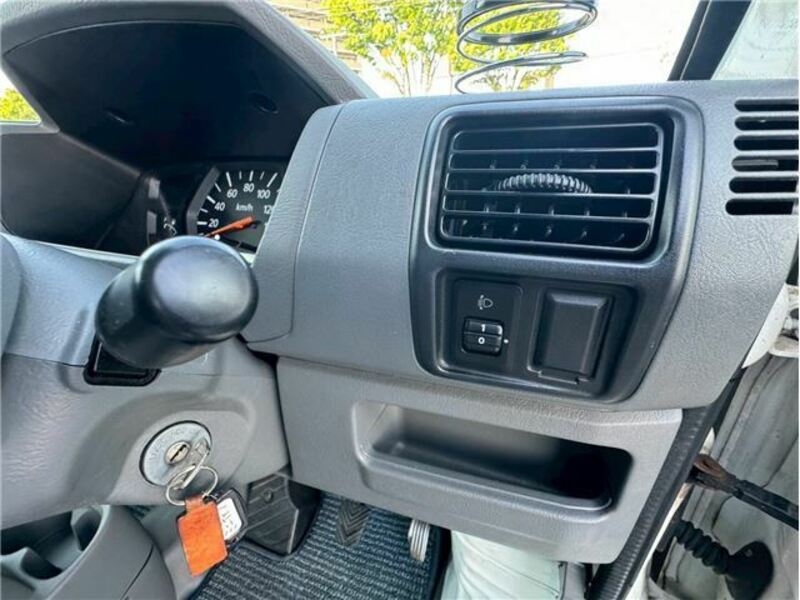 MINICAB VAN