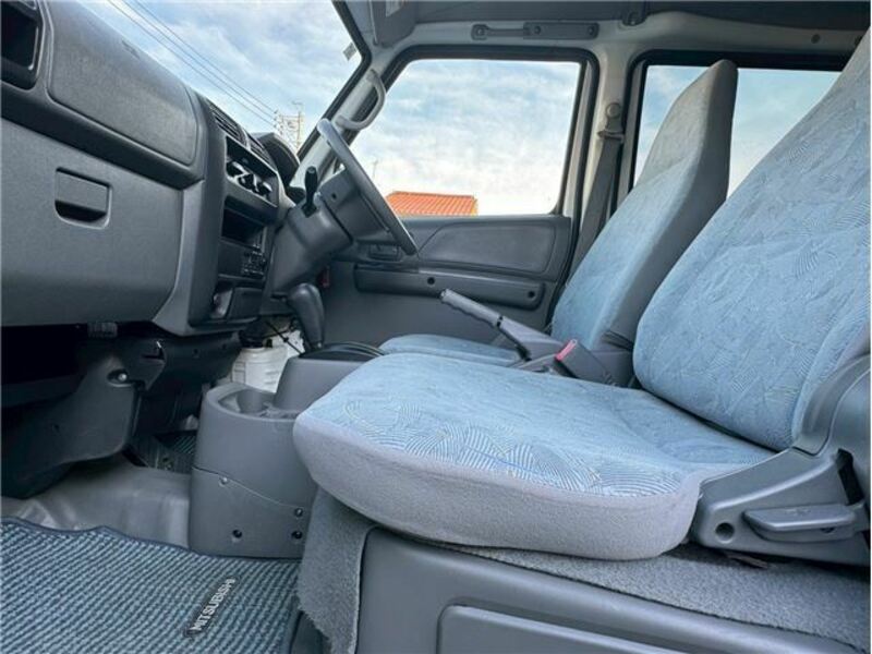 MINICAB VAN