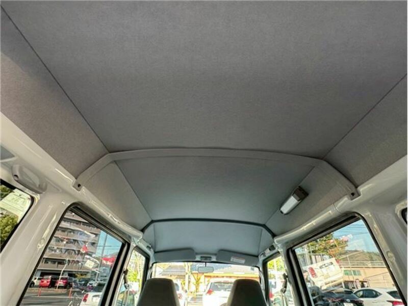 MINICAB VAN