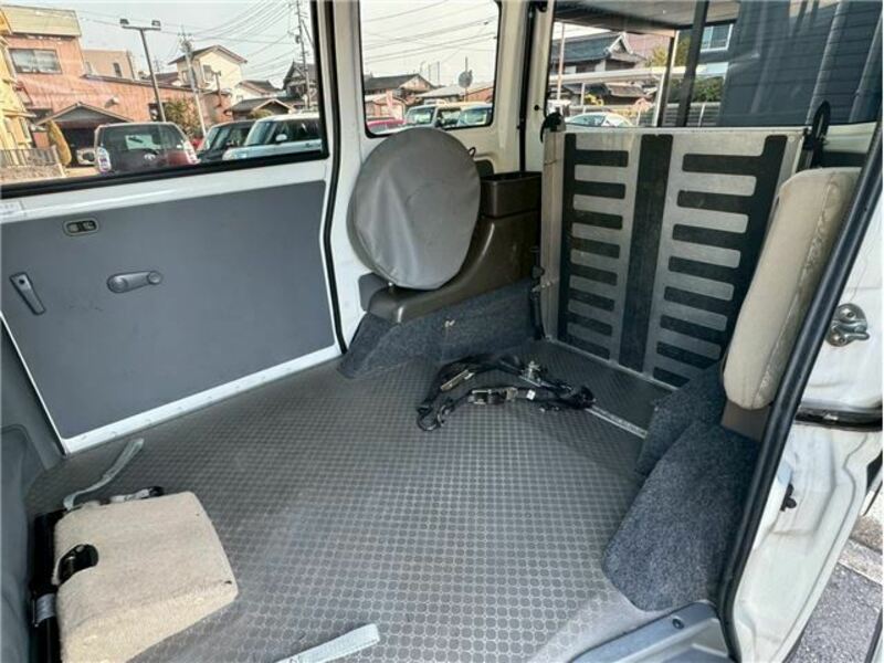 MINICAB VAN