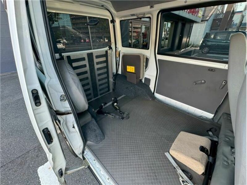MINICAB VAN