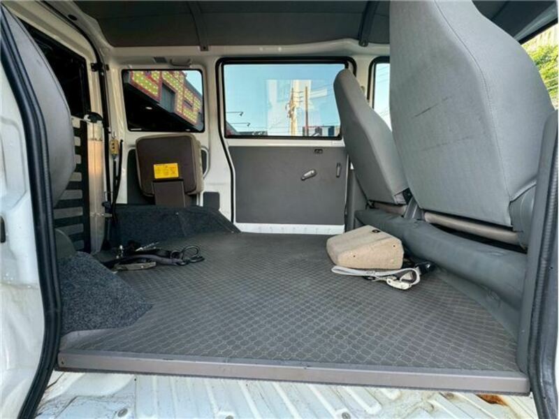MINICAB VAN