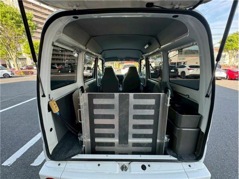 MINICAB VAN