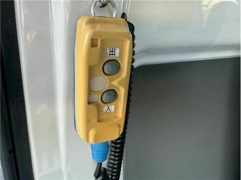 MINICAB VAN