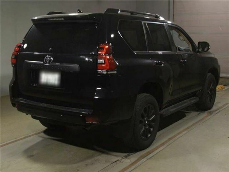 LAND CRUISER PRADO-1