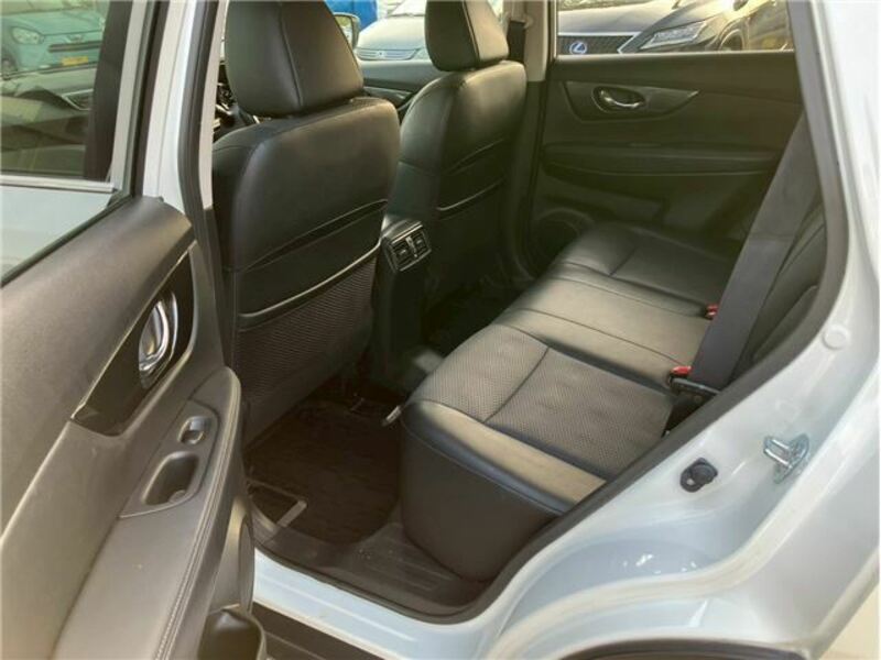 X-TRAIL-15