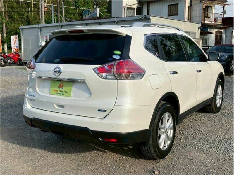 X-TRAIL-23
