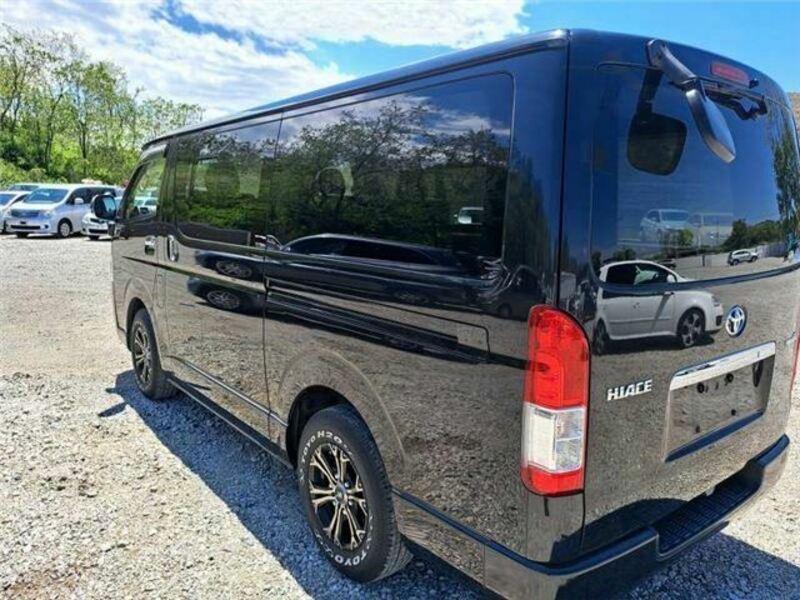 HIACE VAN