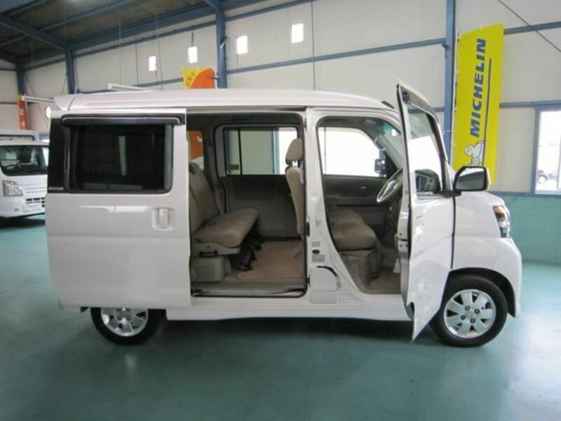ATRAI WAGON