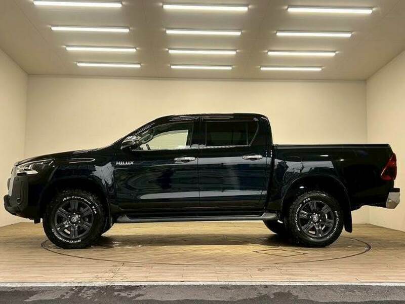 HILUX-14