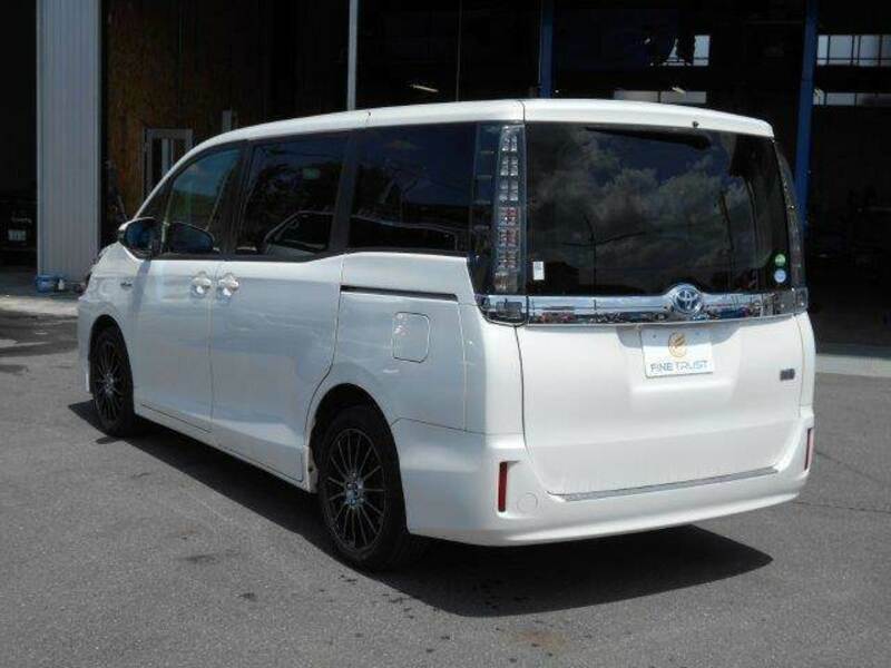 VOXY-18