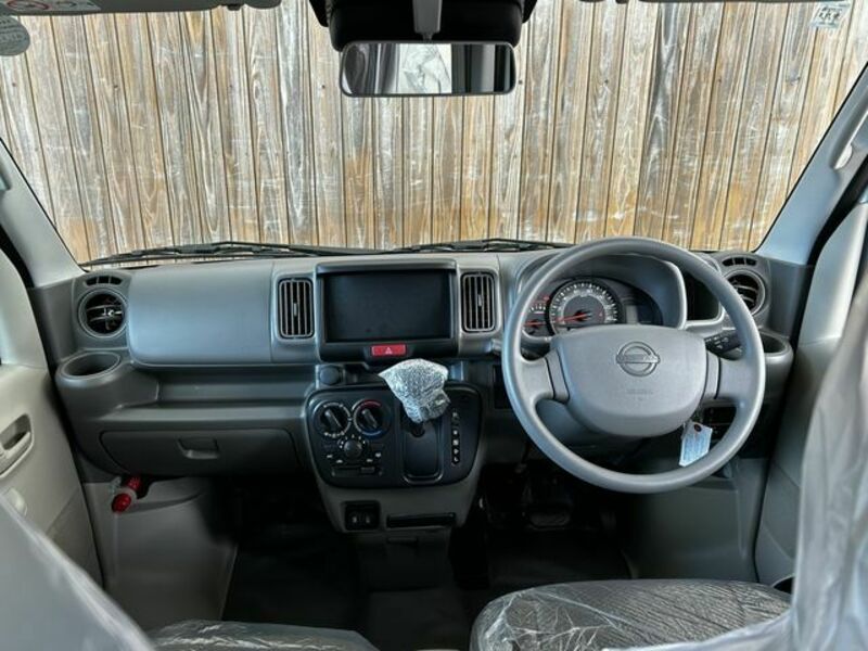 CLIPPER VAN