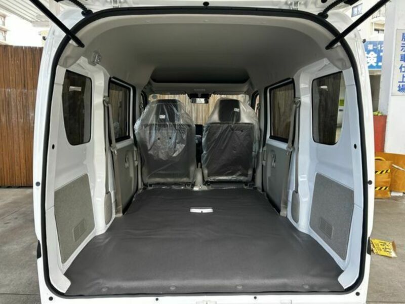 CLIPPER VAN