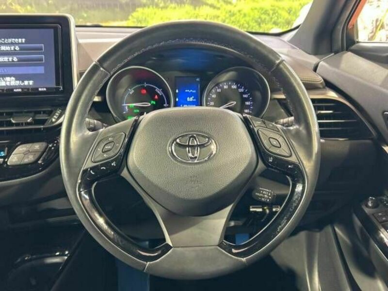 C-HR-11